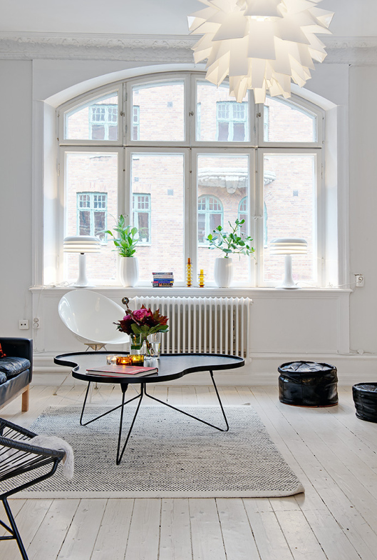 nordic-bliss-scandinavian-style-white-big-window-living-room