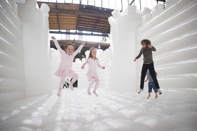 white-bouncy-castle-art-installation-20130627-121237-085
