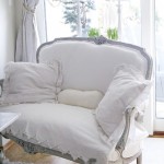 Furniture: Settees