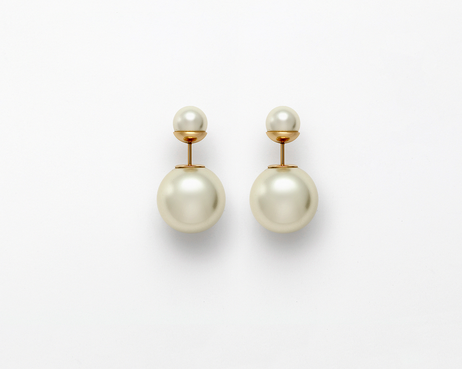 Dior-pearl-earrings