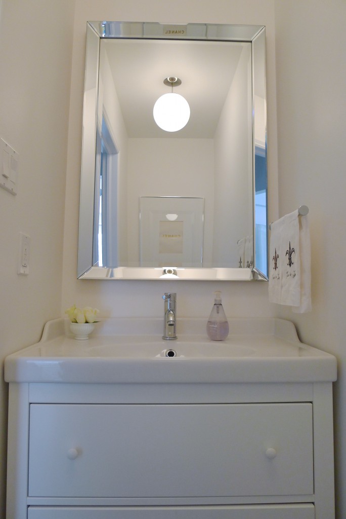 White-Cabana-Powder-Room-1