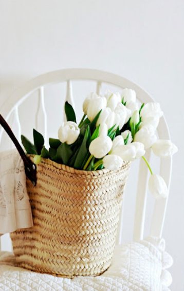 white-tulips-flowers-Sylvias-Simple-Life