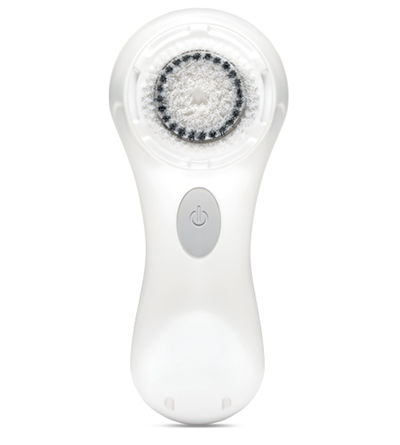 Mia-White-1