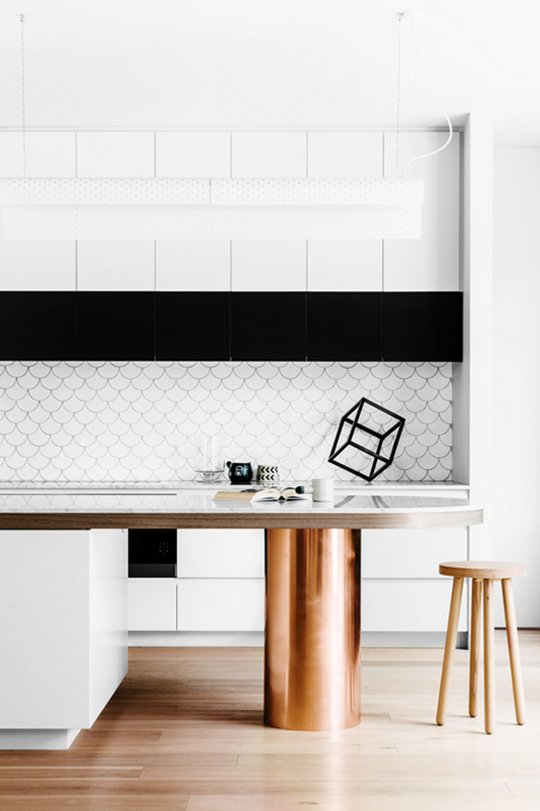 fish-scale-backsplash-fiona-lynch