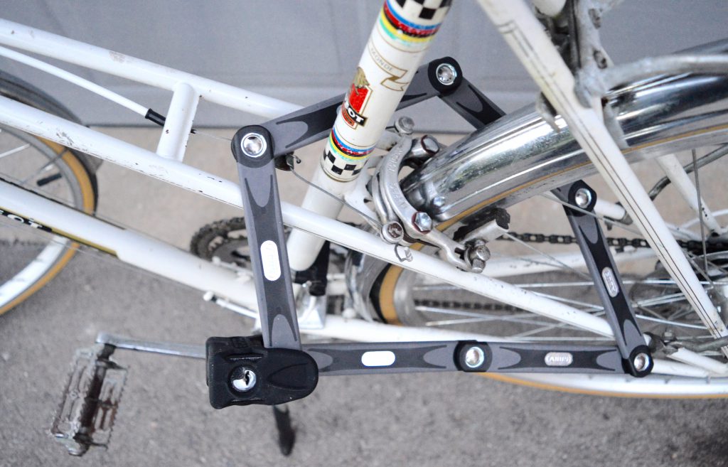 White-Cabana-Abus-bike-lock-7