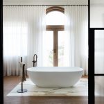 Interiors: Freestanding Bathtubs